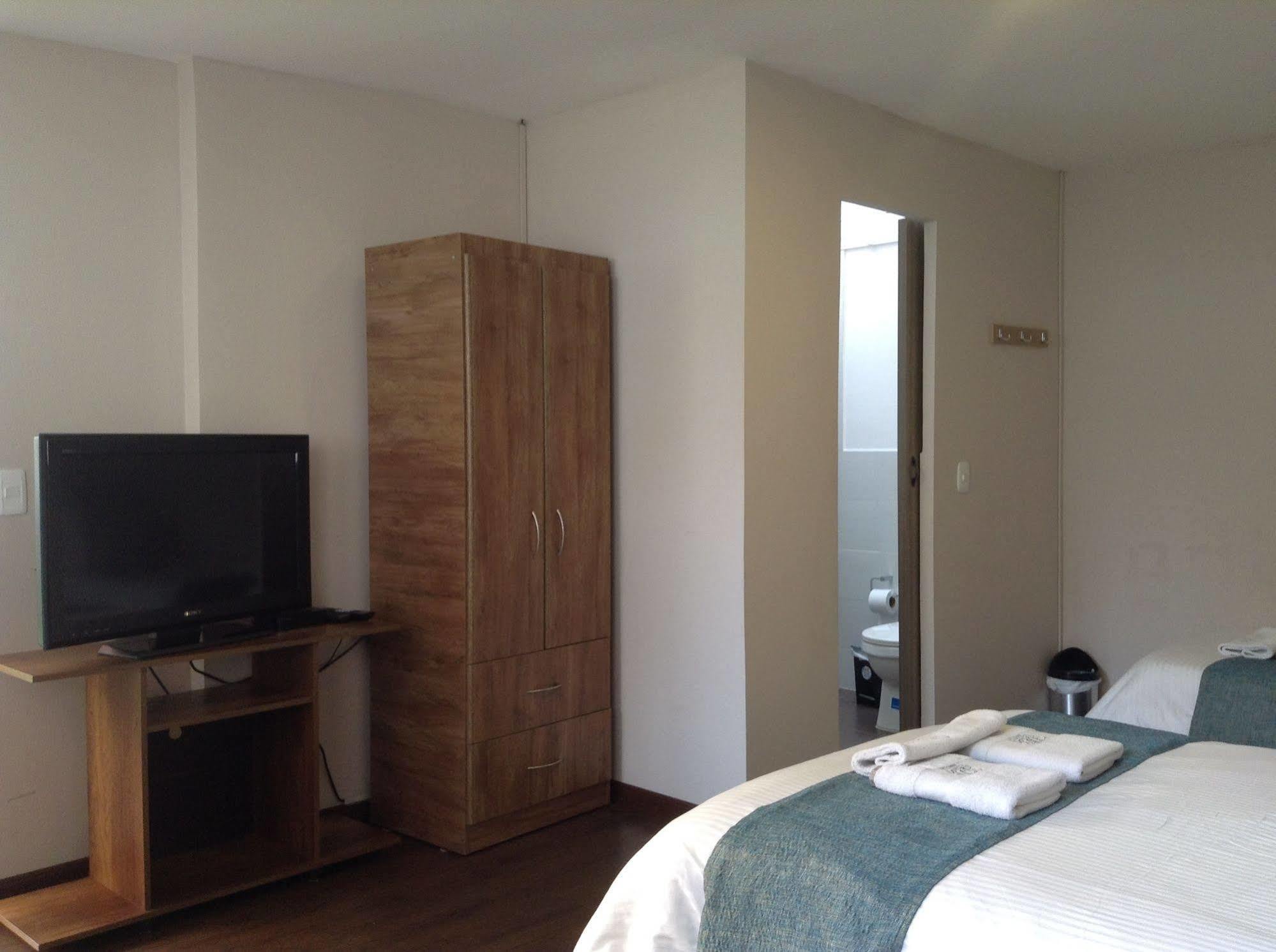 Hotel Casa Jota Bogotá Esterno foto